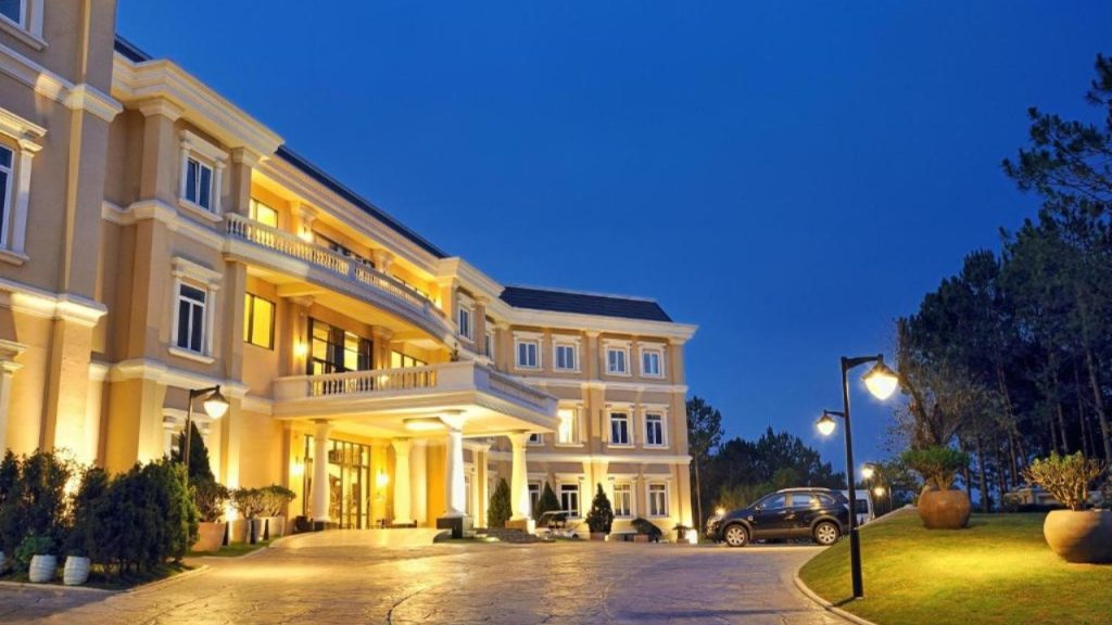 Dalat Edensee Lake Resort & Spa phong cách châu Âu