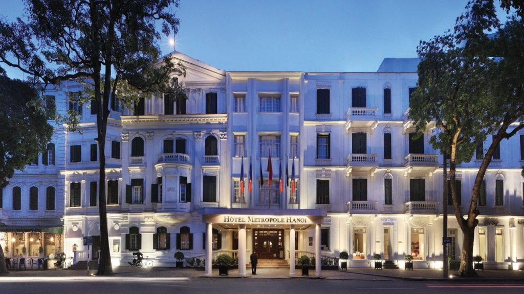 Sofitel Legend Metropole Hanoi là khách sạn gần Hồ Gươm Hà Nội sang trọng     