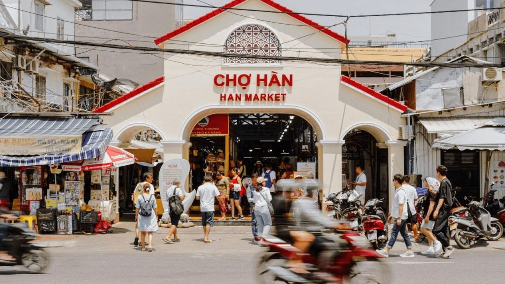Chợ Hàn Đà Nẵng nơi mua hải sản khô và đặc sản miền Trung làm quà 