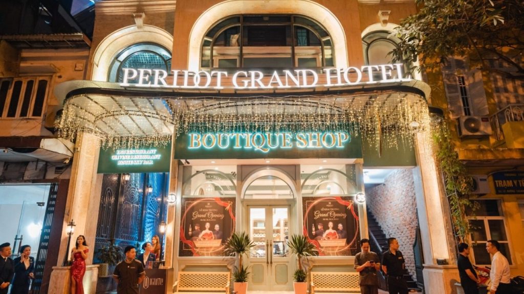 Peridot Grand Luxury Boutique Hotel sang trọng tại phố cổ Hà Nội