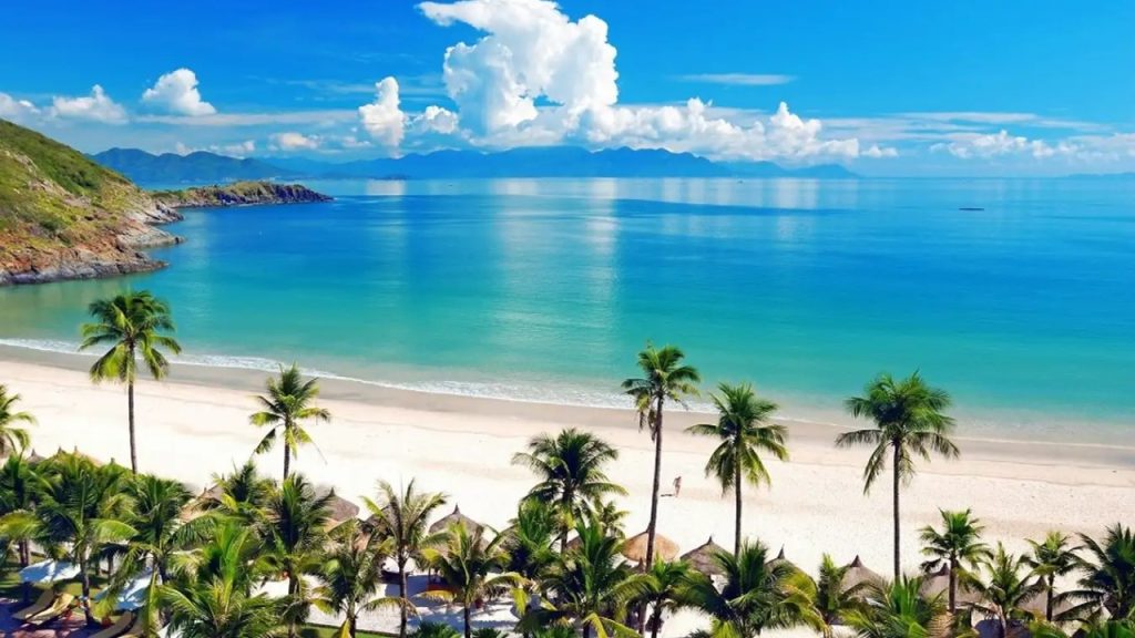 Mỹ Khê là một trong những các danh lam thắng cảnh Đà Nẵng được du khách quốc tế yêu thích nhất