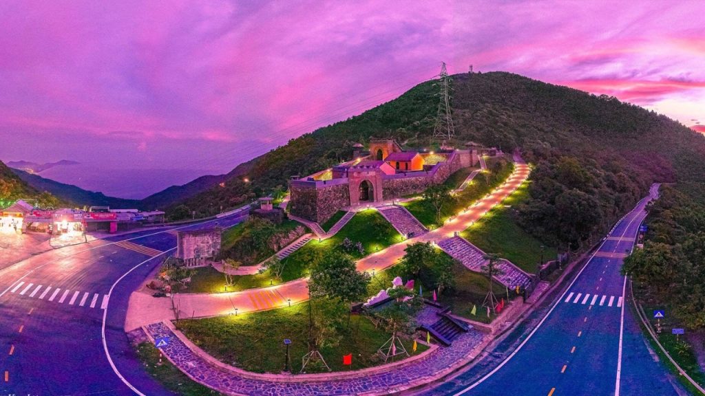 岘港旅游指南中著名的追云路线