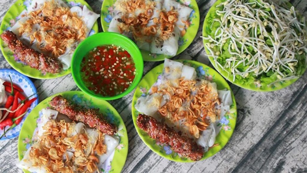 Bánh ướt cuốn thịt nướng ăn ngon Hội An 