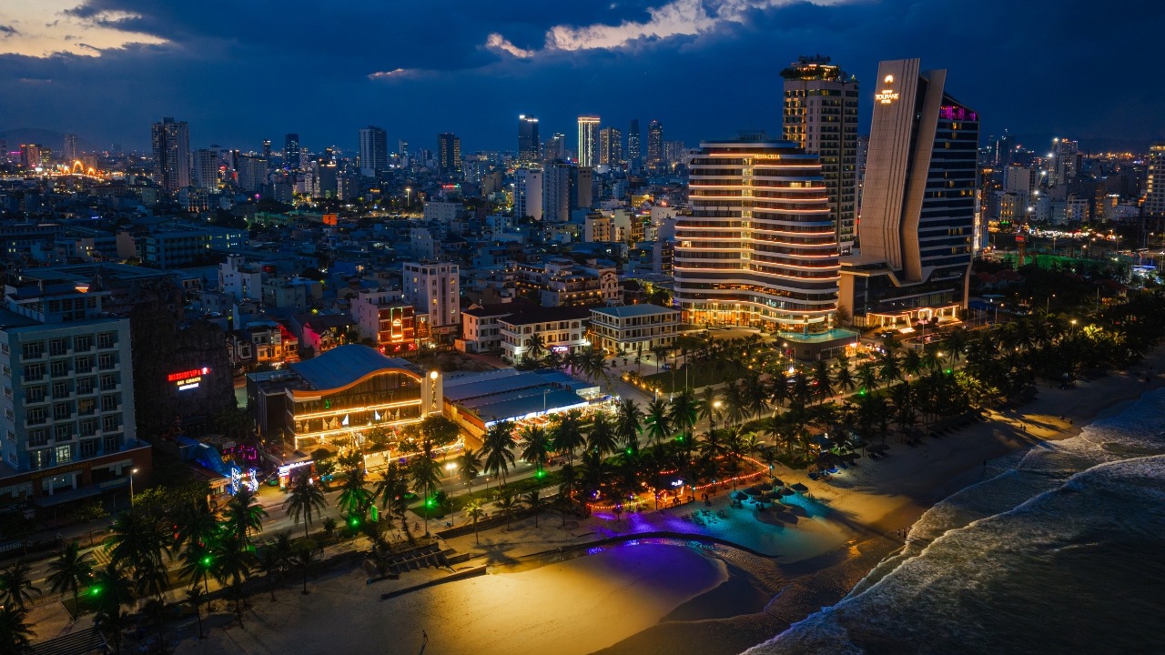 Top 10 Khách Sạn Gần Cầu Rồng Đà Nẵng View Đẹp, Đánh Giá Cao