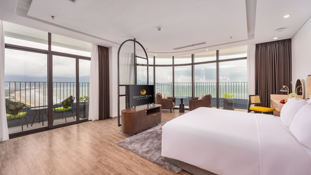 Phòng nghỉ hướng biển tại Nesta Celia Da Nang Hotel