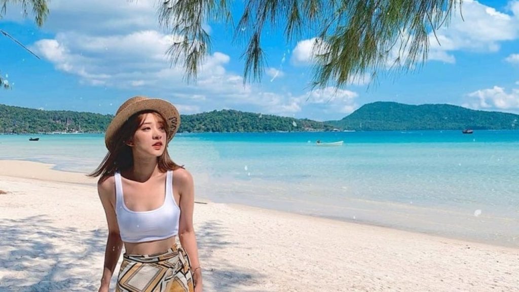 Poetic beauty of Non Nuoc beach