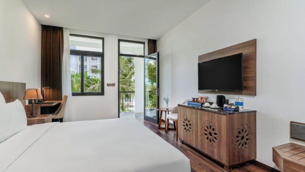 Cozy room space at Nesta Danang Hotel