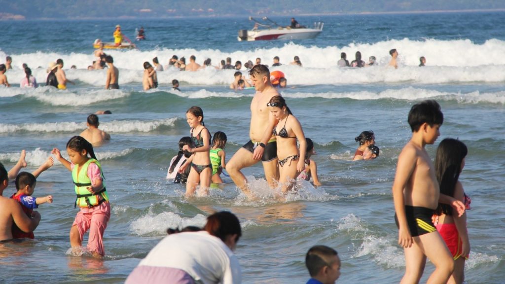 Safety tips for swimming in Da Nang (Source: Internet)