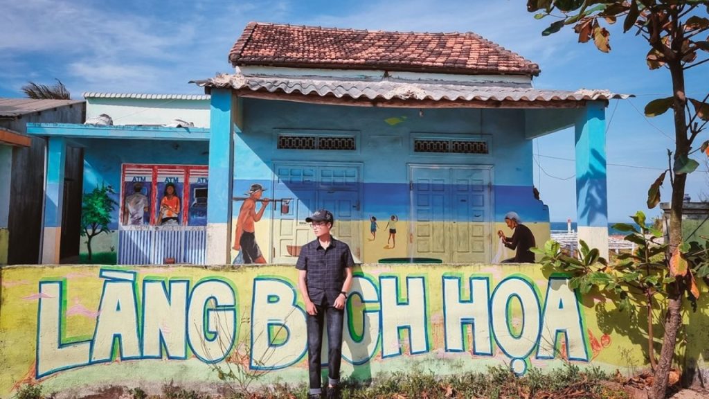 Làng bích họa Đà Nẵng nằm ngay trung tâm Hải Châu