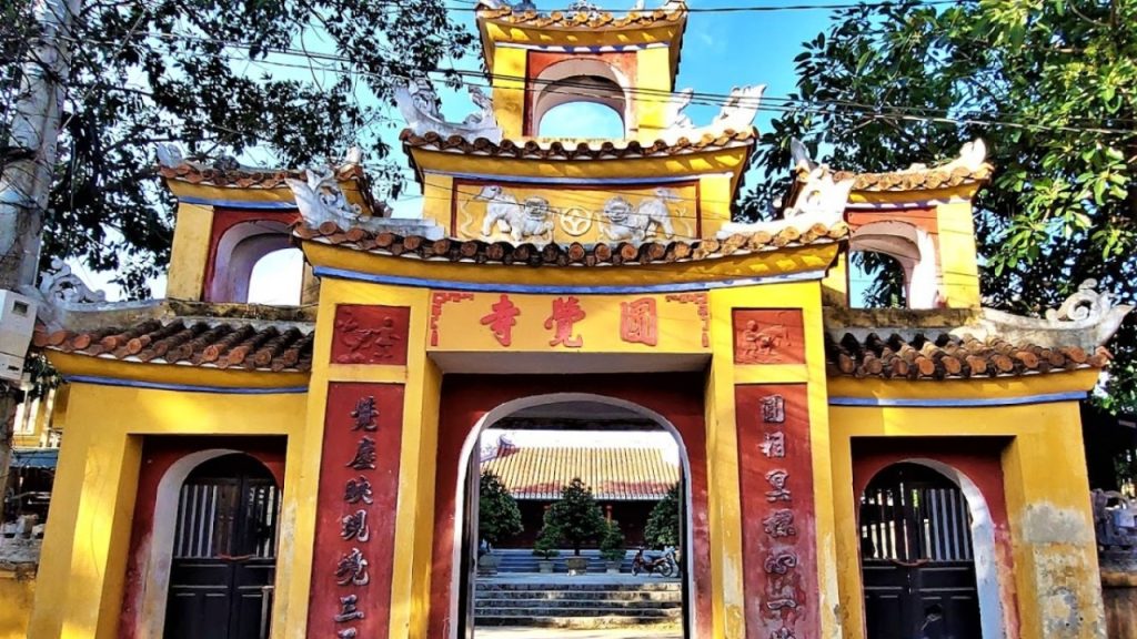 Không gian yên bình thích hợp lễ Phật tại Hội An 
