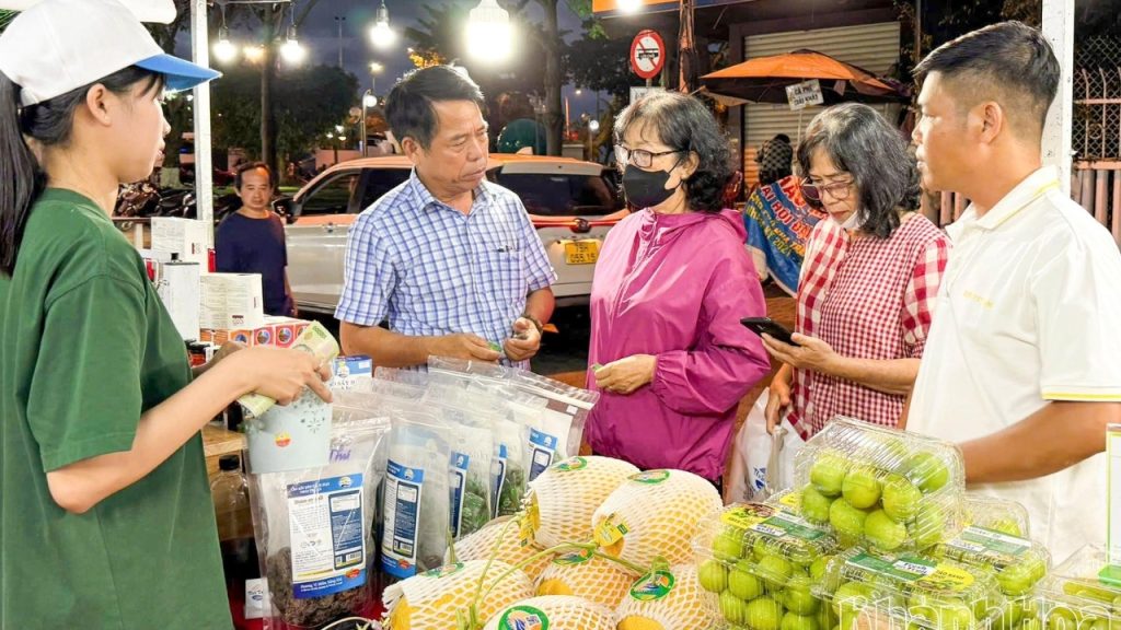 Giải đáp thắc mắc khi tham quan chợ Đà Nẵng