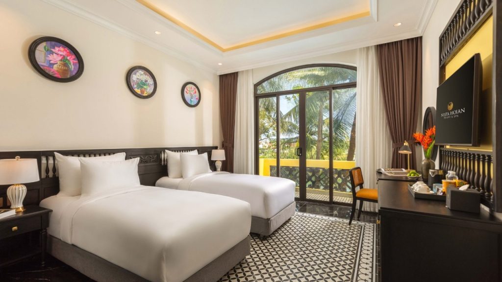 Phòng nghỉ Premier với ban công hướng sông cực chill