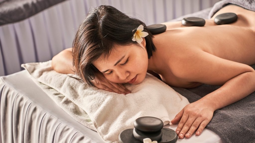 Tận hưởng dịch vụ spa tại Nesta Danang Hotel sau một ngày khám phá Sơn Trà