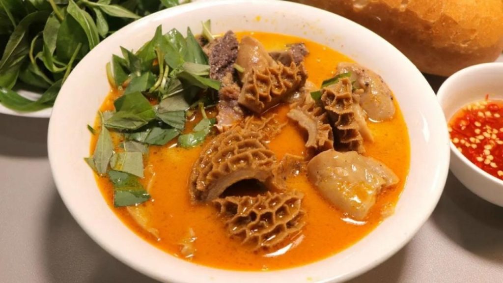 Phá lấu bò thơm béo gắn liền với tuổi thơ