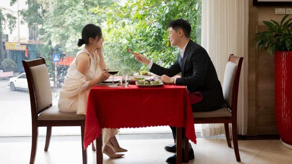 Nhà hàng tại Nesta Hanoi Hotel phục vụ thực đơn đa dạng cho du khách