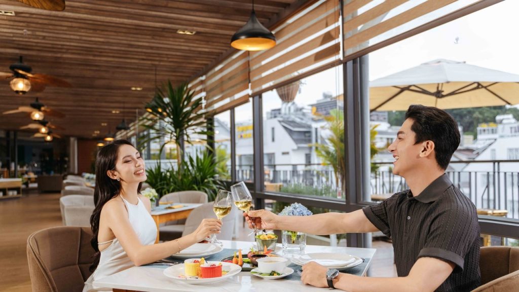 Thưởng thức ẩm thực trong không gian ấm cúng tại nhà hàng The Nesta