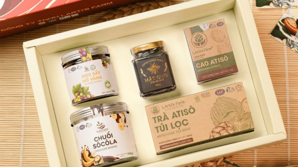 Trà atiso và cao atiso Đà Lạt đóng gói tiện lợi để mua làm quà