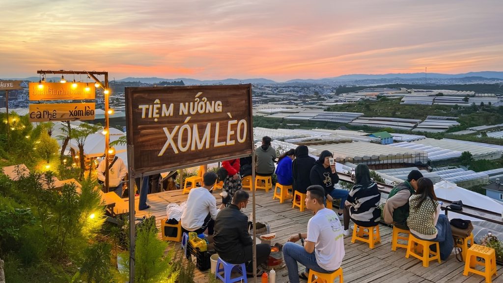 Xóm Lèo Đà Lạt ngắm hoàng hôn và thung lũng đèn về đêm