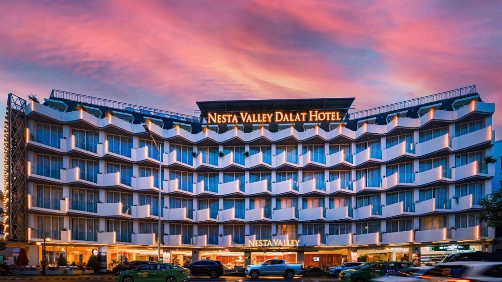 Khách sạn Nesta Valley Dalat Hotel trung tâm Đà Lạt thuận tiện cho lịch trình tham quan