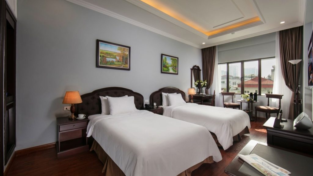 Không gian phòng nghỉ ấm cúng và hiện đại tại Halais Hotel (Nguồn: Halais Hotel)