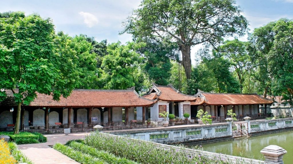 Giếng Thiên Quang và 82 bia Tiến sĩ tại Văn Miếu
