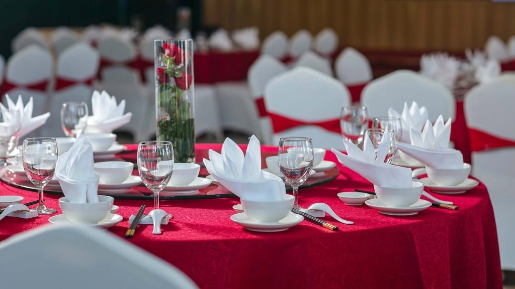 Dịch vụ tiệc cưới và thực đơn ẩm thực tại Nesta Danang Hotel